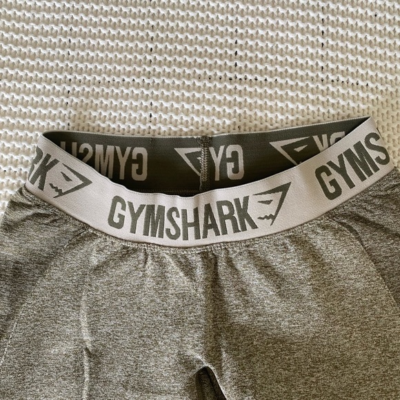 Gymshark Capri Length Leggings - Picture 4 of 4